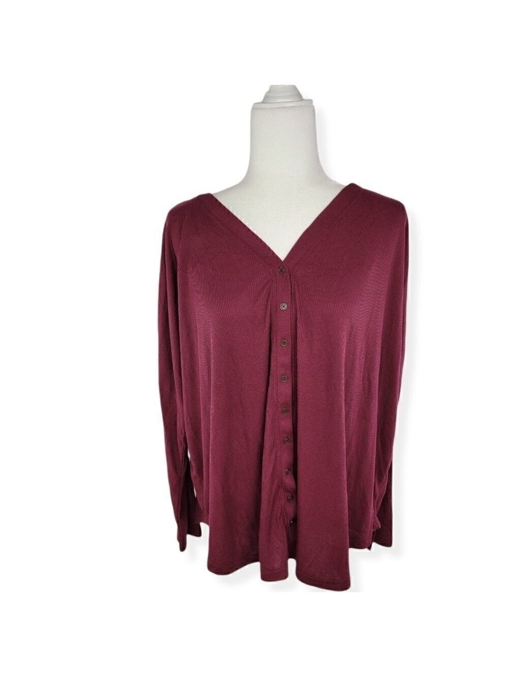 a.n.a Long Sleeve buttoned Rib knit shirt in Burgundy Petite XL NWT